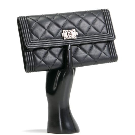 CHANEL Quilted Lambskin Boy Flap Wallet - Black