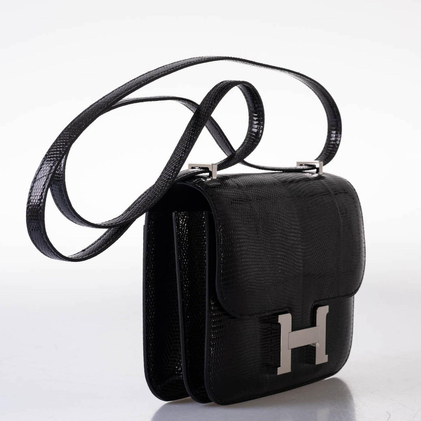 Hermes Constance 18 Black Salvator Lizard Palladium Hardware - 2021, Z