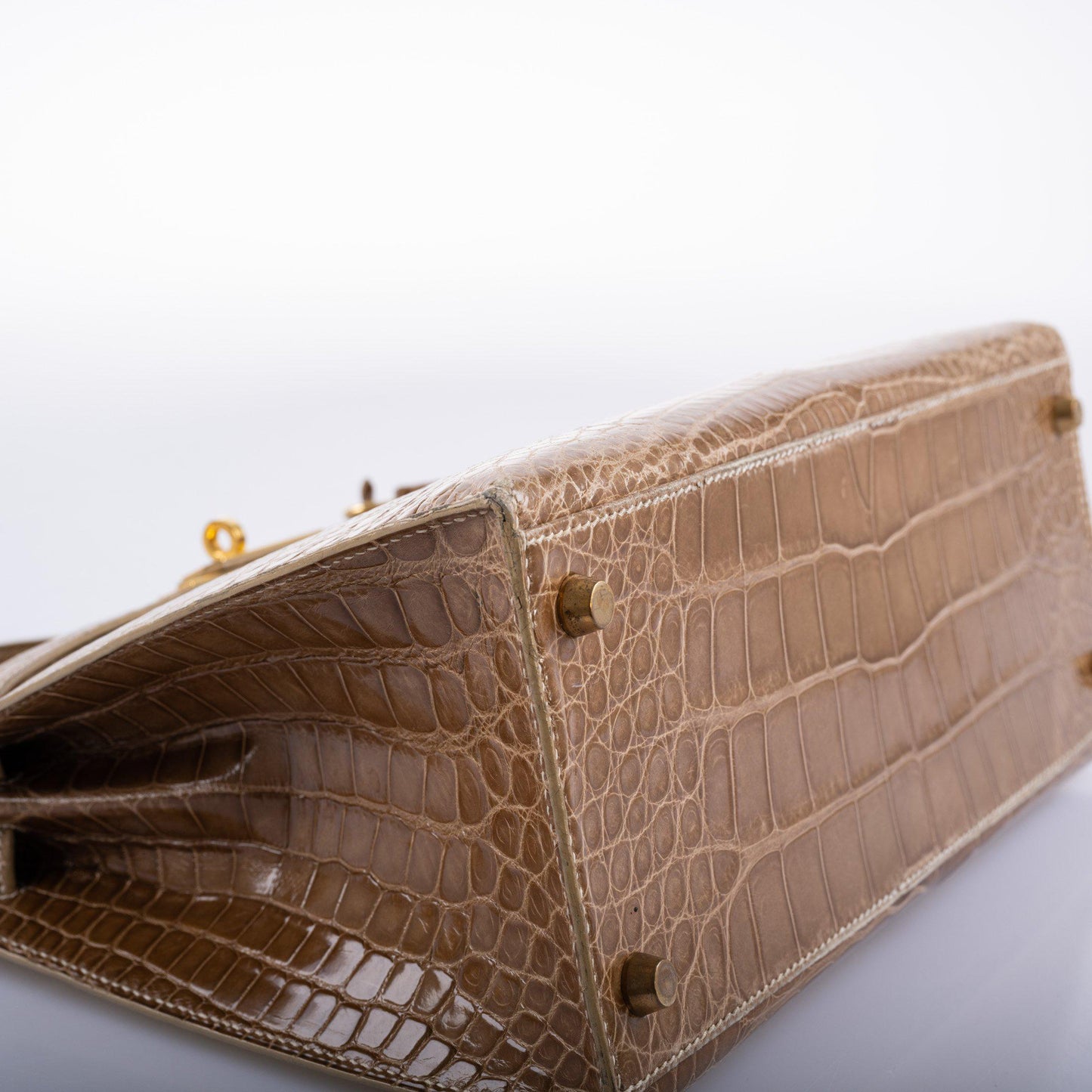 Hermes Kelly 28 Sellier Ficelle Alligator with Gold Hardware - 1994, X Circle