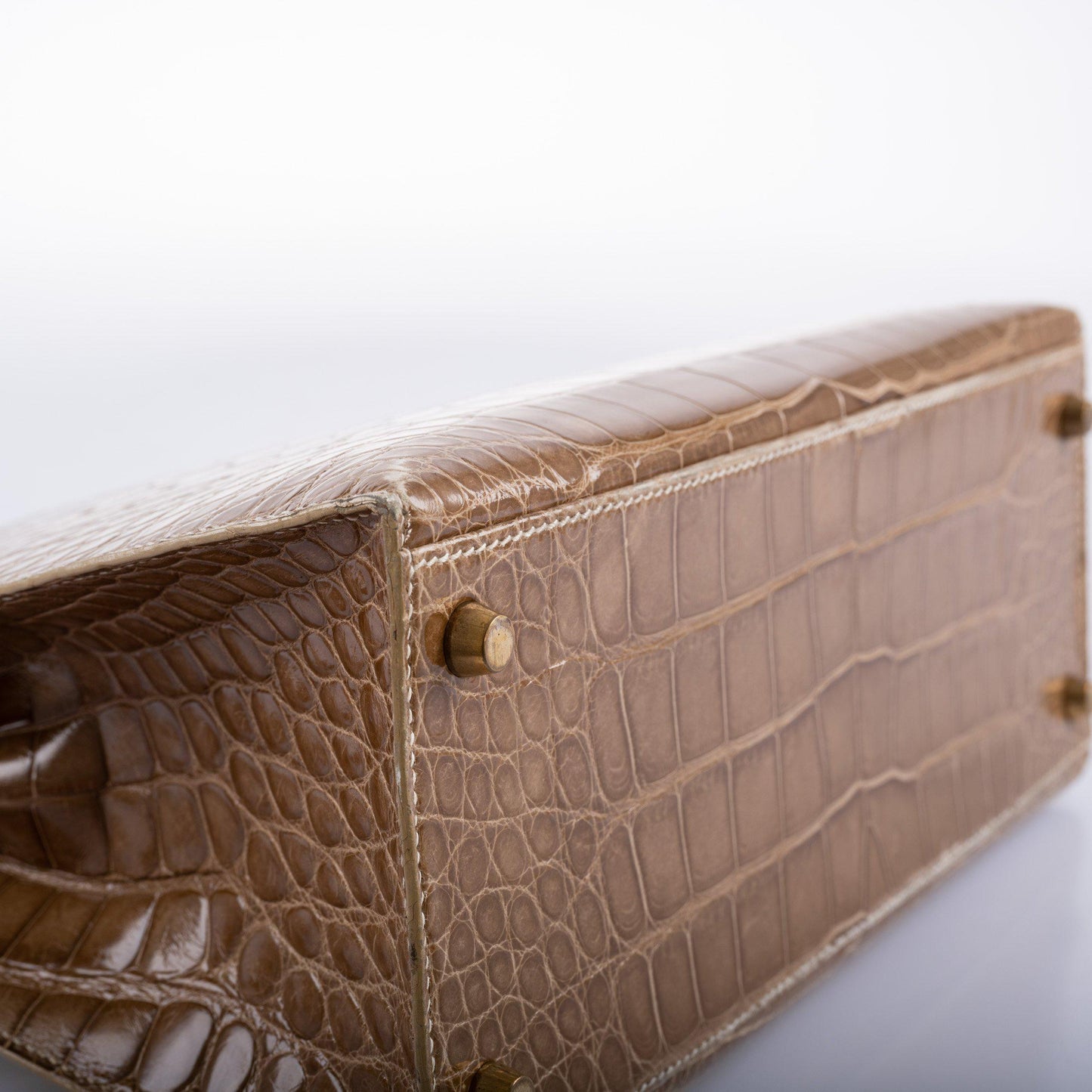 Hermes Kelly 28 Sellier Ficelle Alligator with Gold Hardware - 1994, X Circle