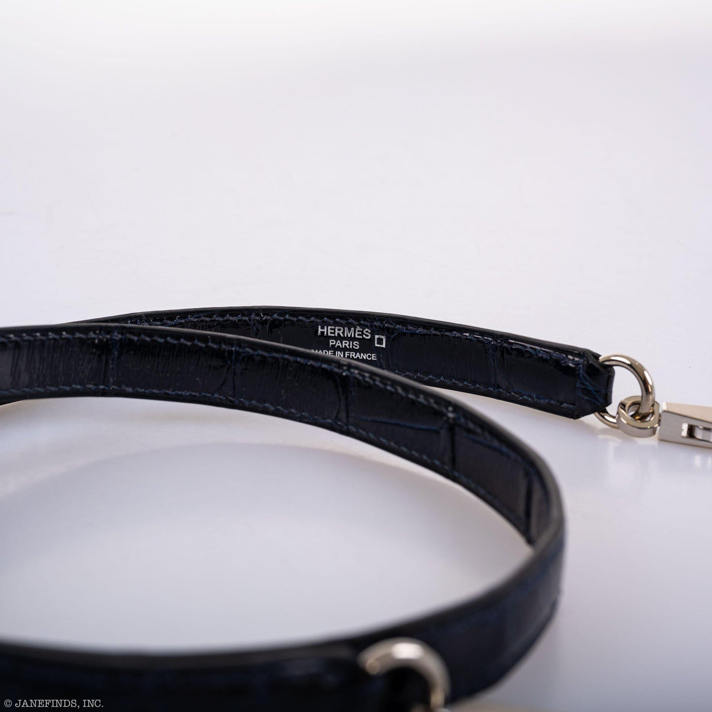 Hermes Kelly 28 Sellier Verso Blue Marine Nilo Crocodile & Rose Scheherazade Palladium Hardware - 2019, D
