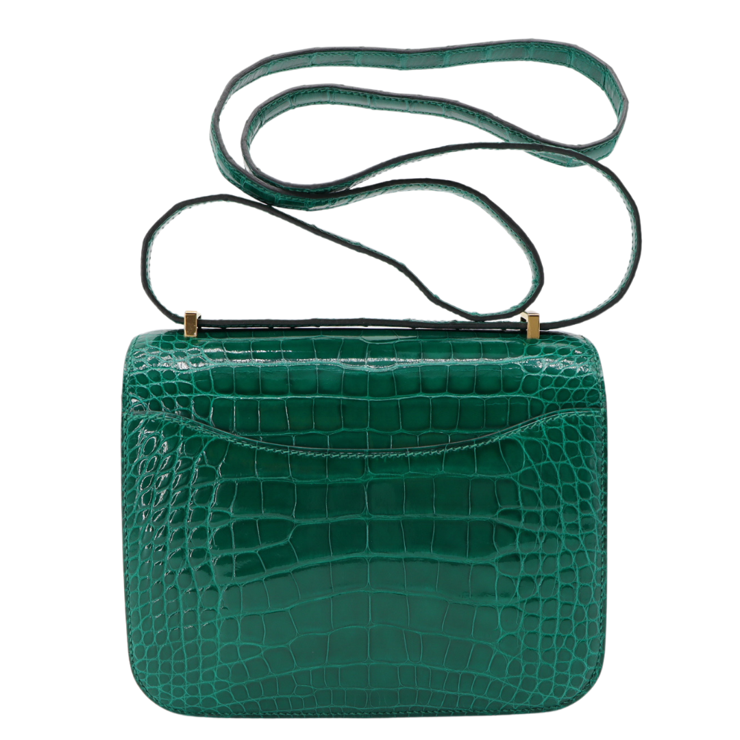 Hermès 18cm Constance Vert Emeraude Shiny Alligator Gold Hardware