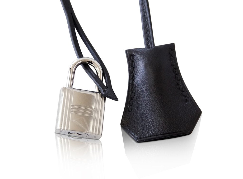 Hermès Kelly 32 Limited Edition Cavalcadour Bag