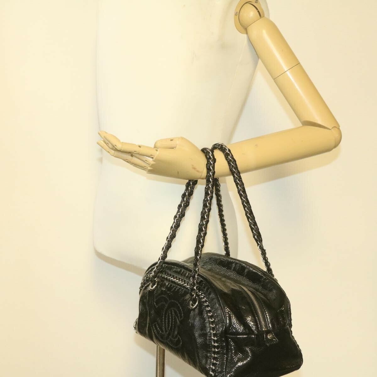 Chanel Cc Chain Hand Bag Enamel