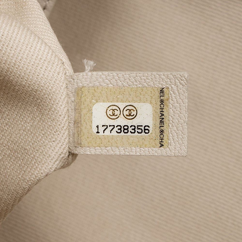 Chanel Caviar Leather Country Chic Messenger Bag