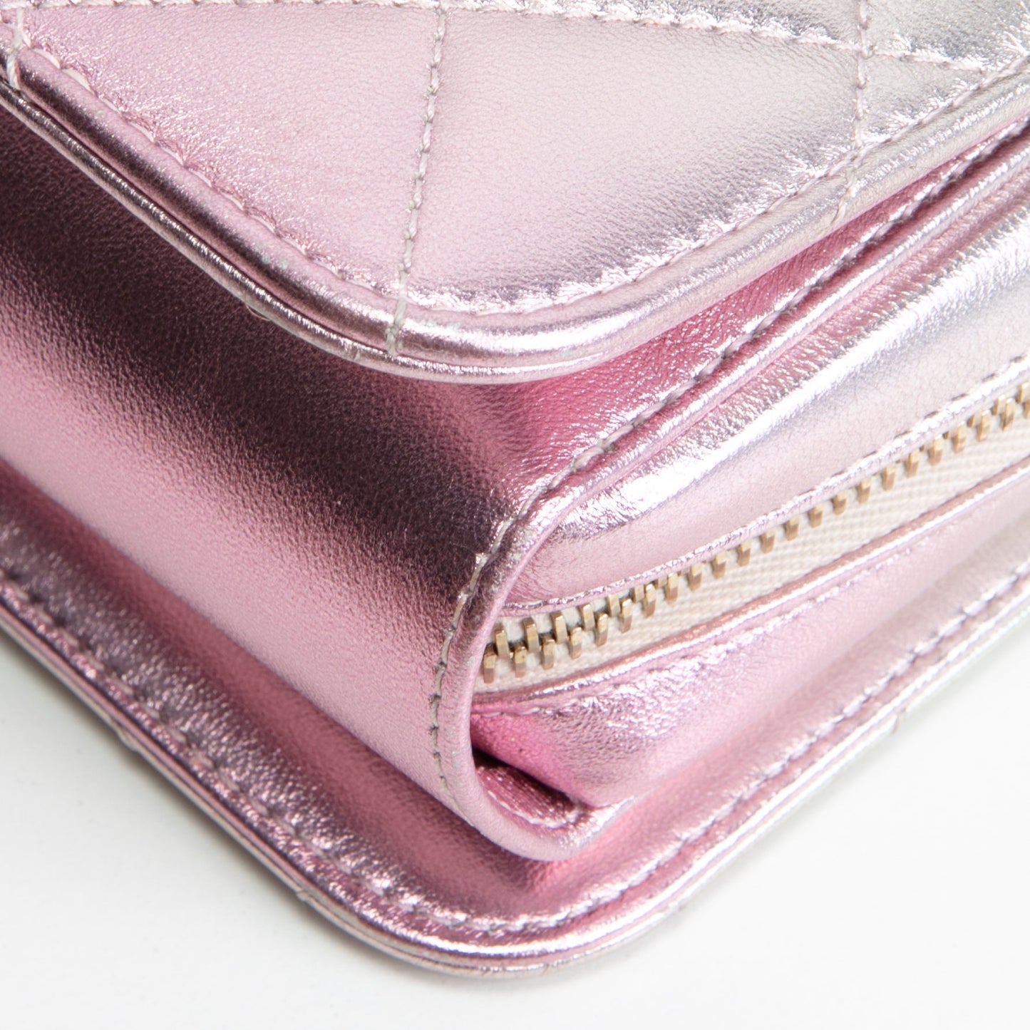 CHANEL Like A Wallet Flap - Metallic Pink