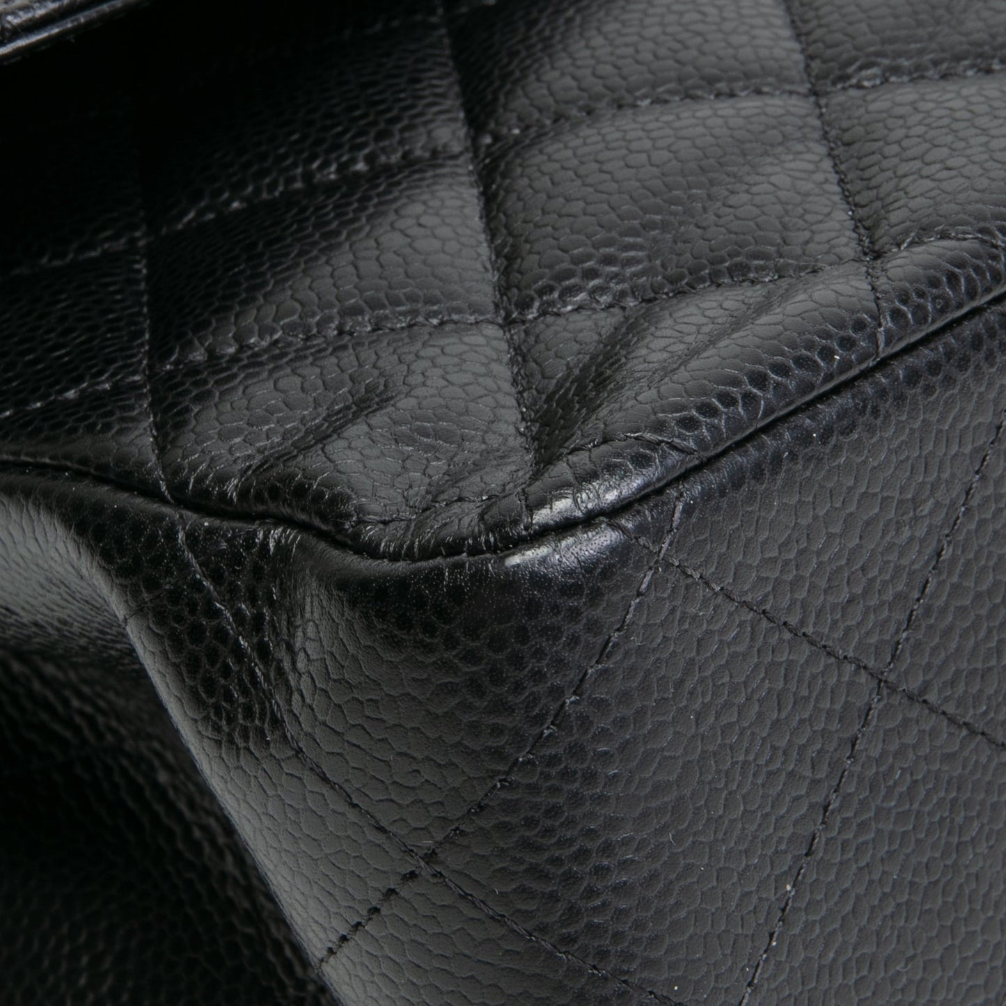 CHANEL Jumbo Double Flap -  Black