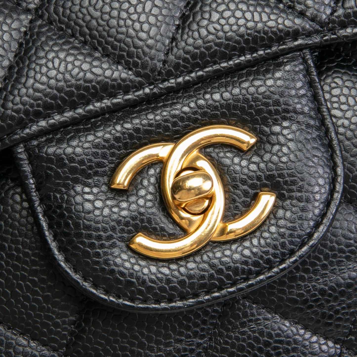 CHANEL Jumbo Double Flap -  Black