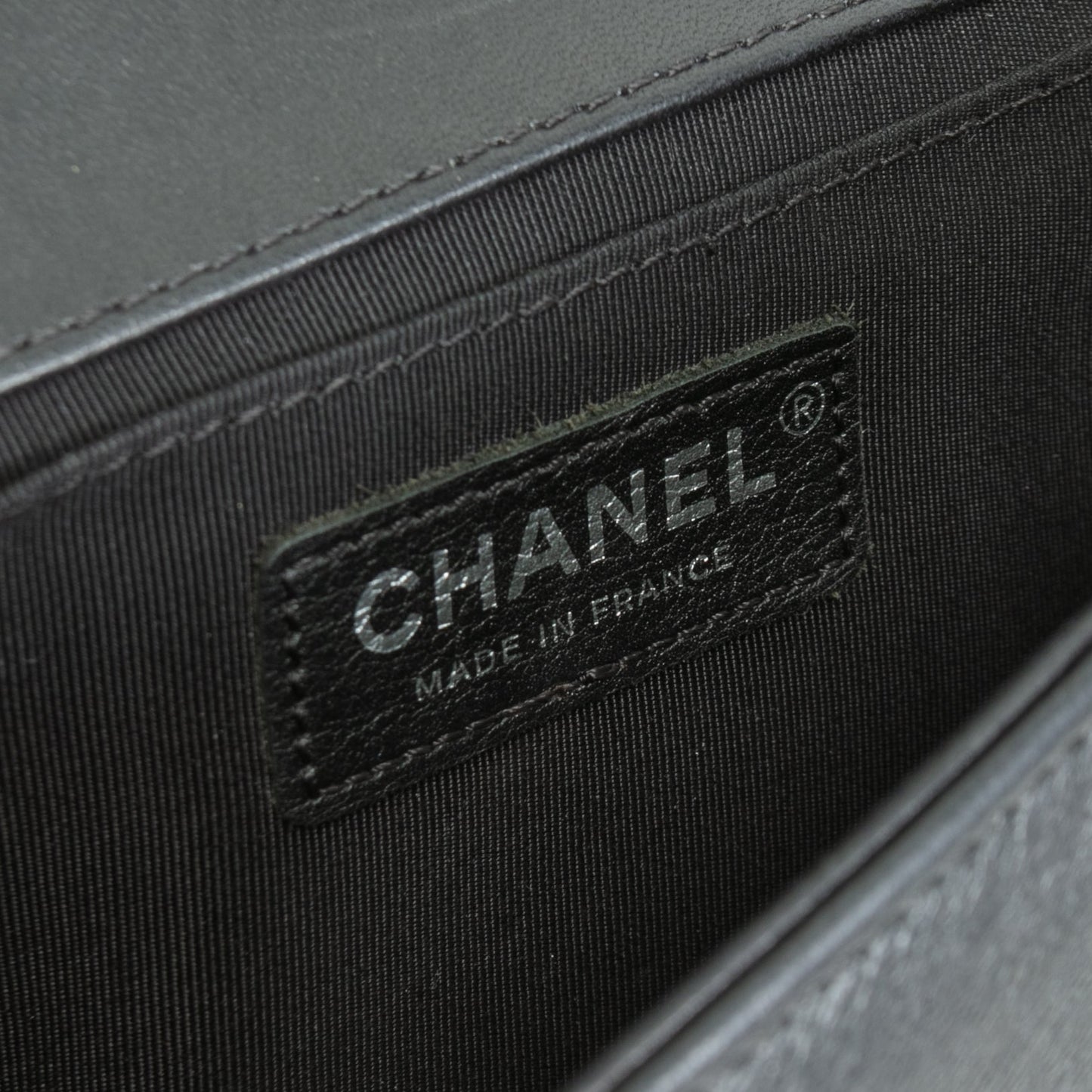 CHANEL 3D Pleated Medium Boy Bag - Black