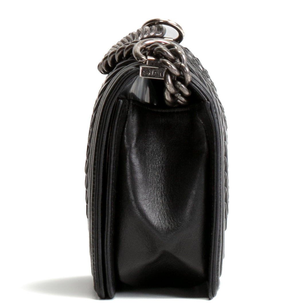 CHANEL 3D Pleated Medium Boy Bag - Black