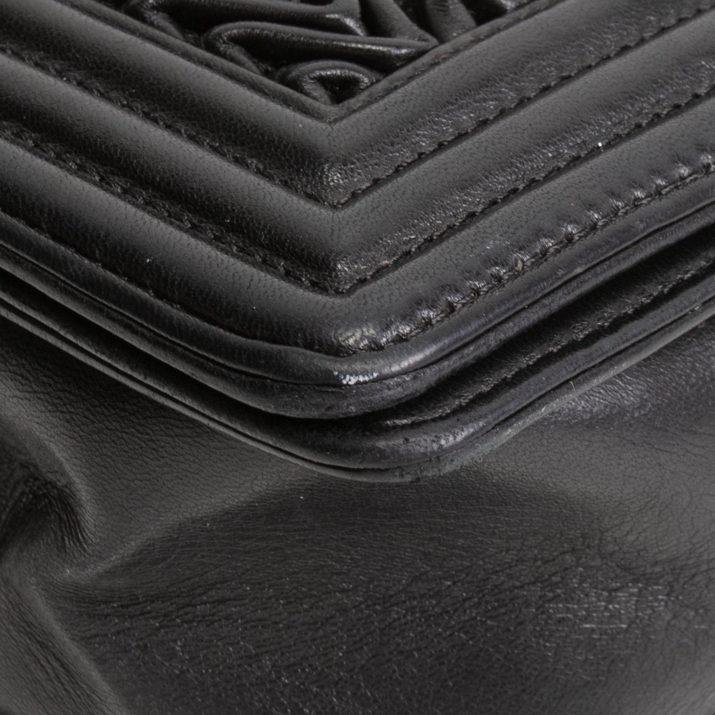 CHANEL 3D Pleated Medium Boy Bag - Black