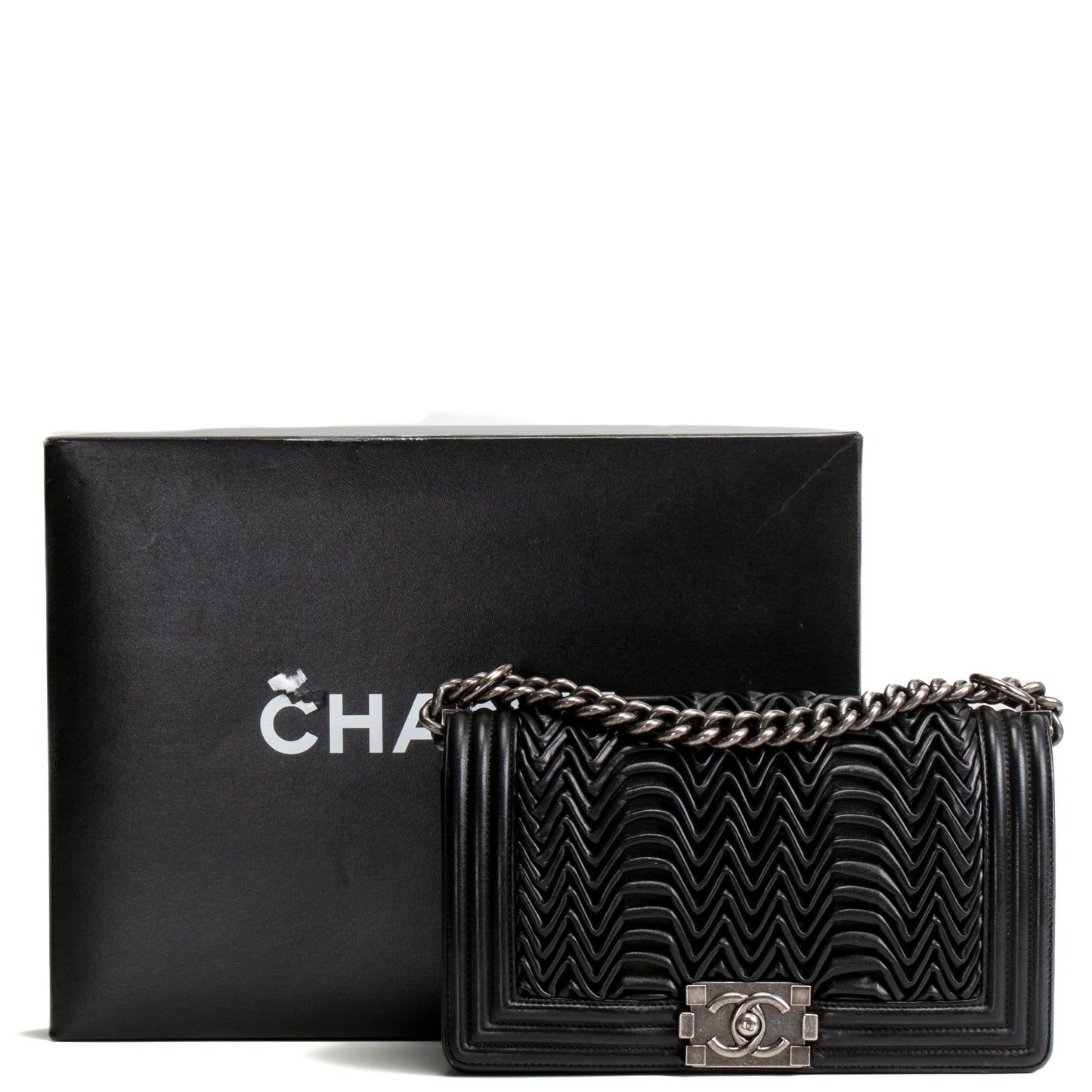 CHANEL 3D Pleated Medium Boy Bag - Black