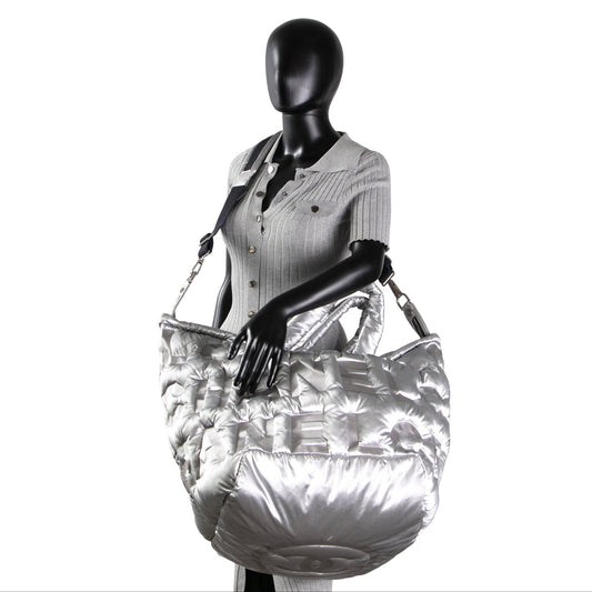 CHANEL Doudoune Tote Embossed Nylon Large- Metallic Silver