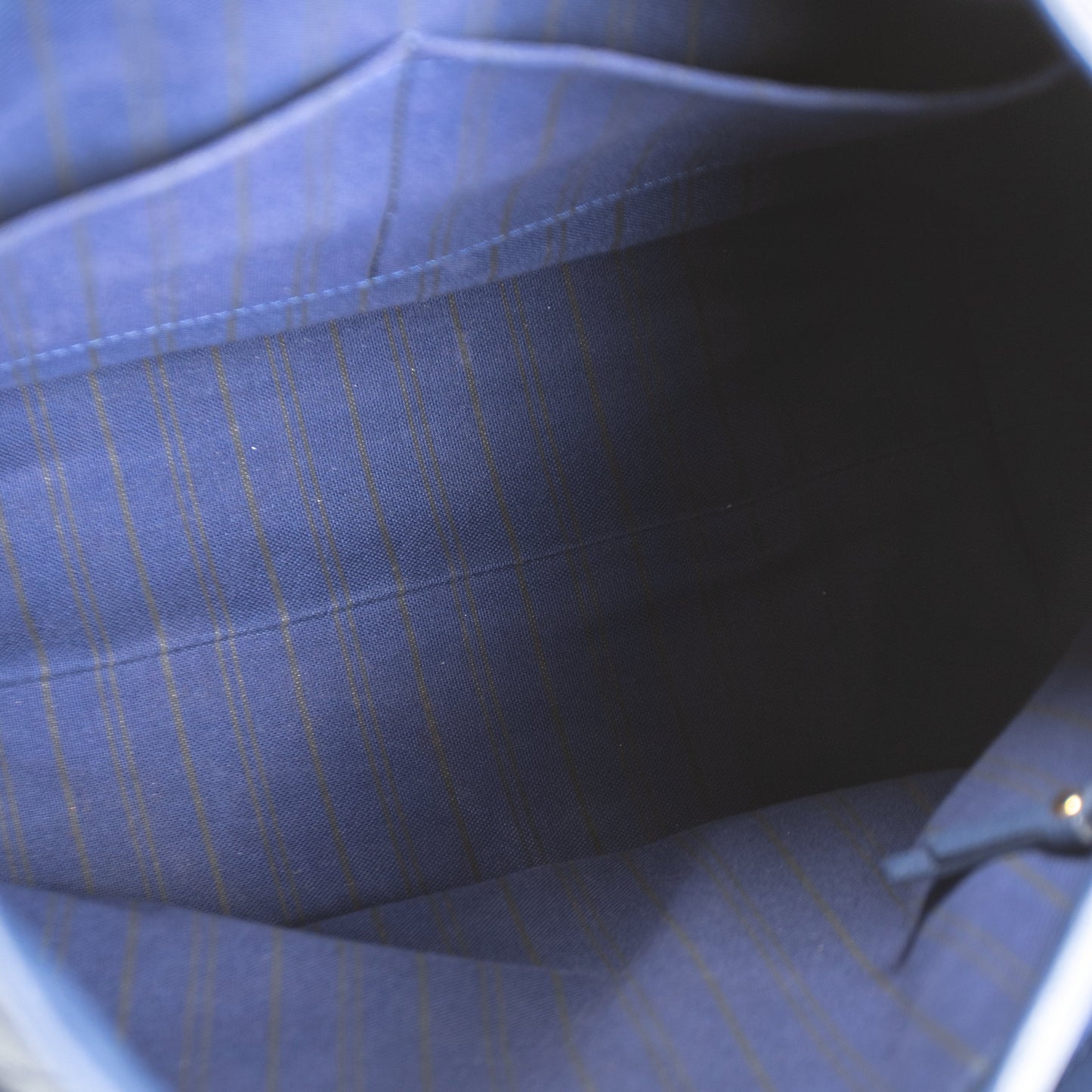 LOUIS VUITTON Empreinte Metis Hobo- Navy