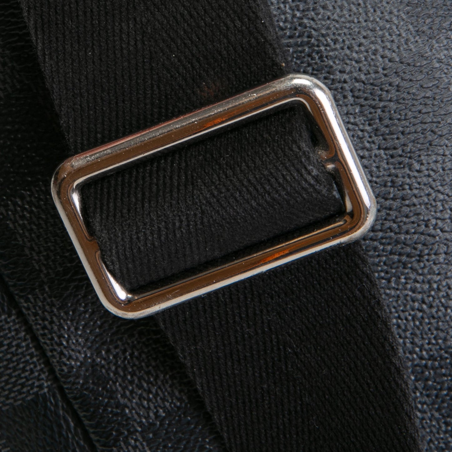 LOUIS VUITTON Avenue Slingbag - Damier Graphite