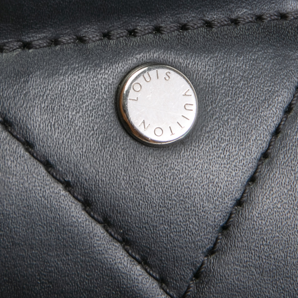 LOUIS VUITTON Avenue Slingbag - Damier Graphite