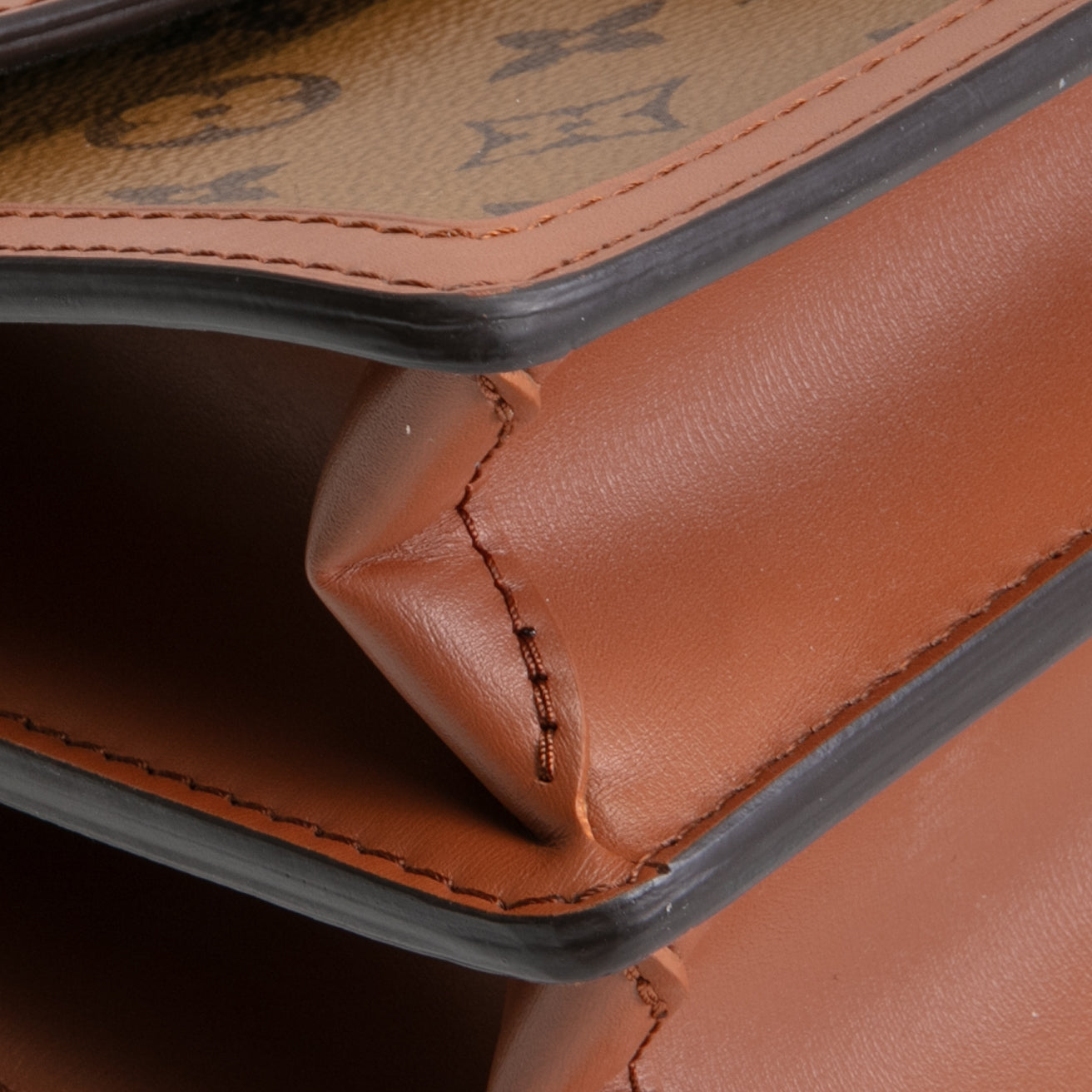 LOUIS VUITTON Dauphine MM Bag